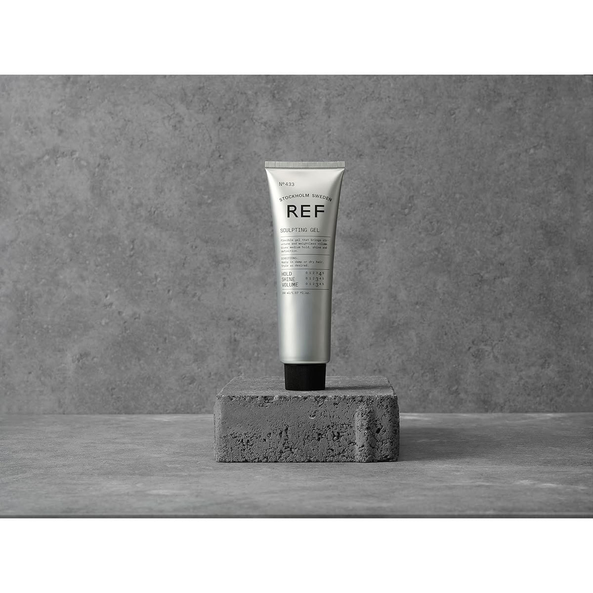 REF Stockholm Sweden 433 Sculpting Gel